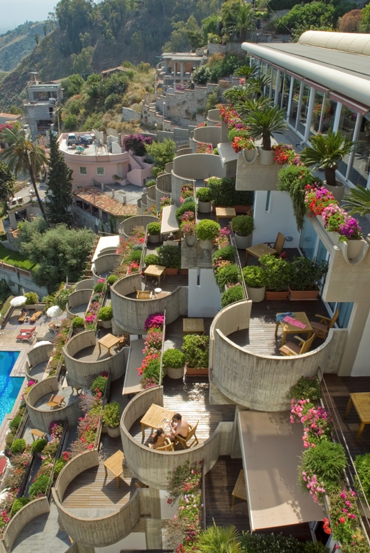 Resort a Taormina - Movingitalia.it
