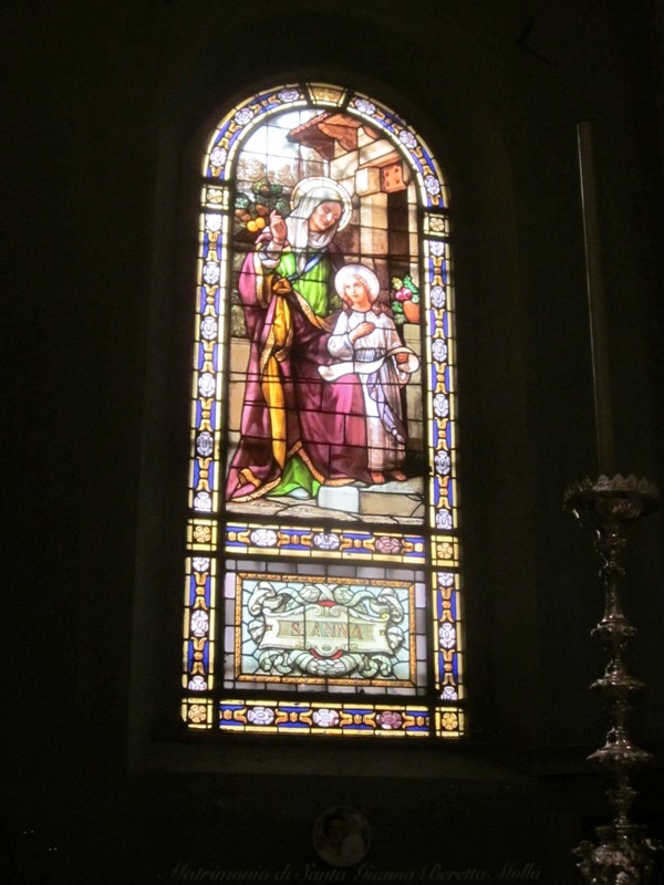 vetrate nella Basilica di San Martino Magenta - Movingitalia.it
