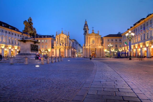 Piazza San Carlo Torino - Movingitalia.it
