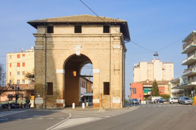 Porta Serrata a Ravenna - Movingitalia.it